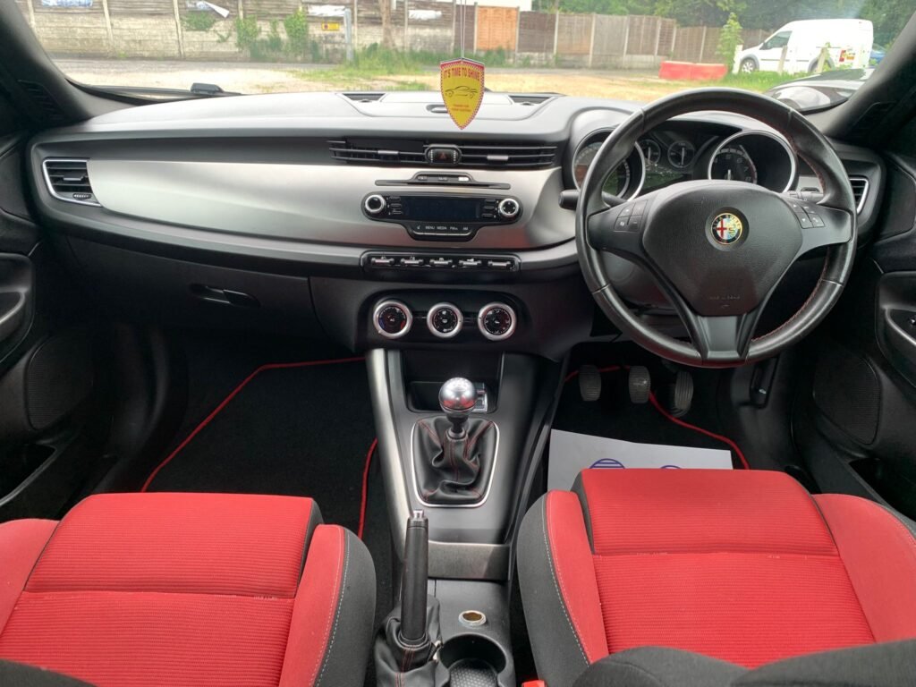 2013 Alfa Romeo Giulietta 1.4 Petrol Manual – Immaculate Condition 5